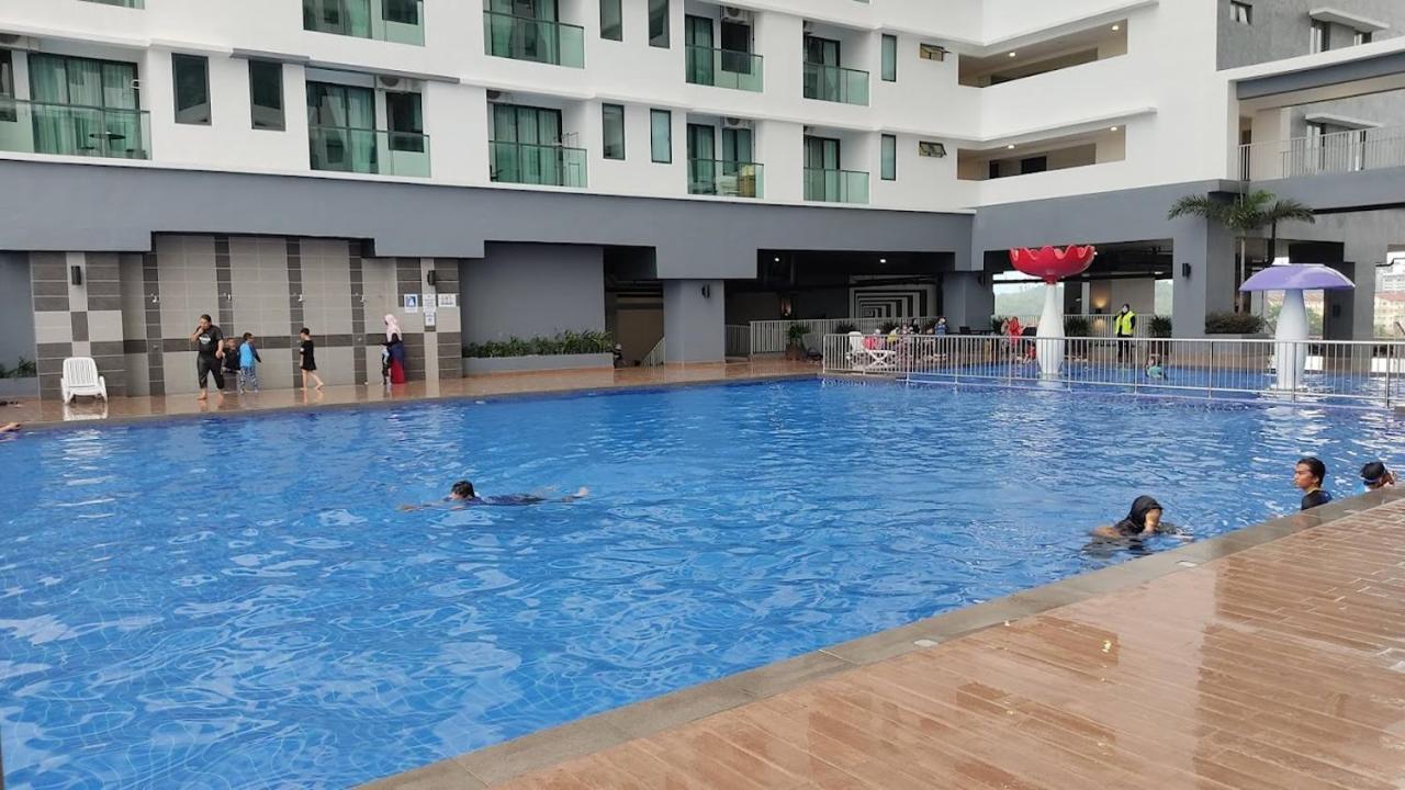 Vista Bangi Soho Ukm, Swimming Pool & River View Apartment